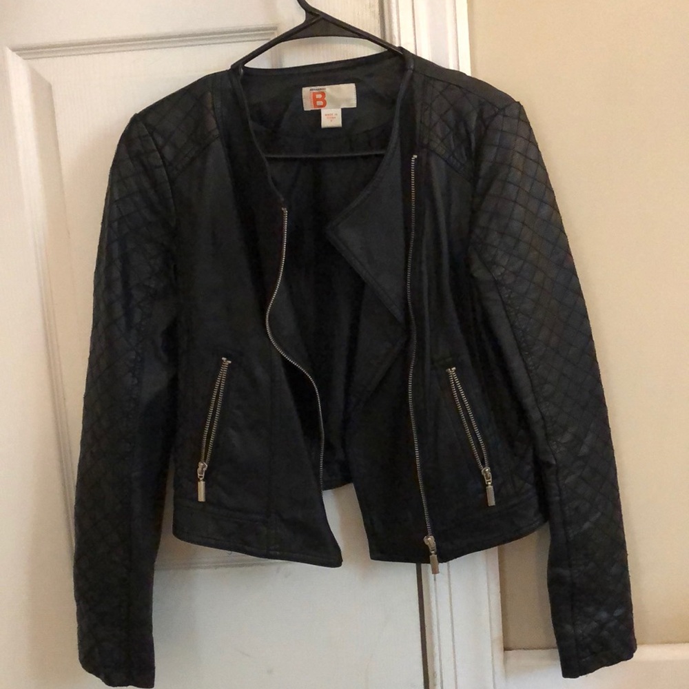 Leather jacket !